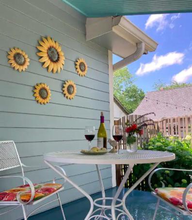 Peaceful Private Cottage, Walk To Park & 5 Mins To Downtown Nashville Extérieur photo